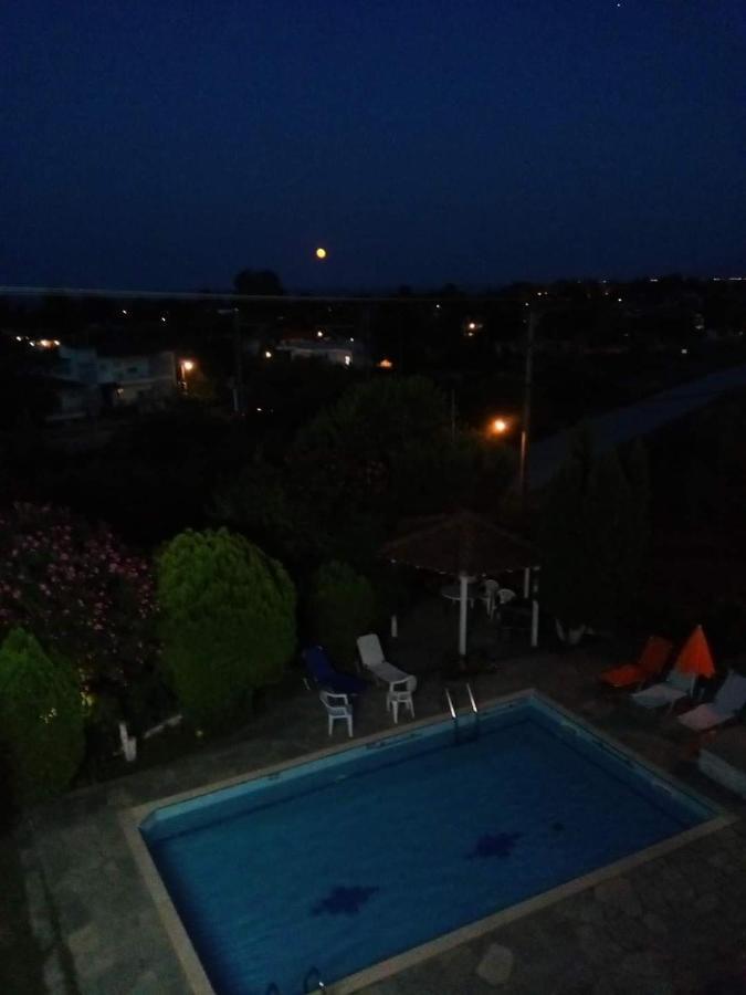 Villa Kolona เลปโตการายา ภายนอก รูปภาพ